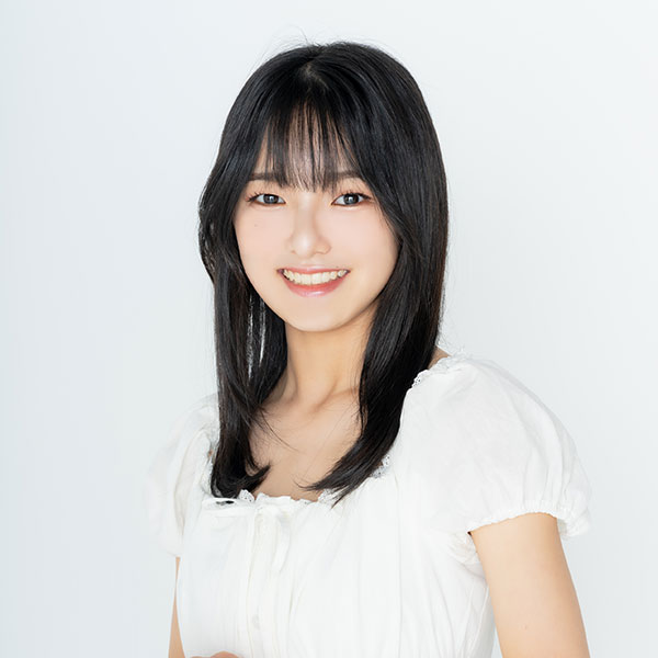 花咲 璃里華