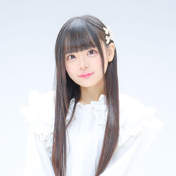辻 彩花